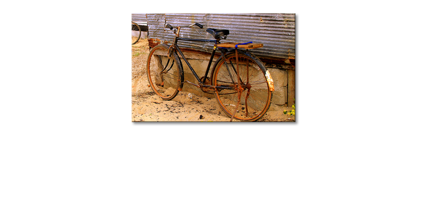 Das-Leinwandbild-Old-Bicycle