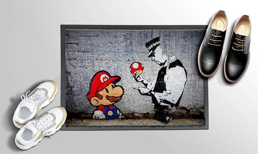 Moderne Fußmatte Caught Mario 